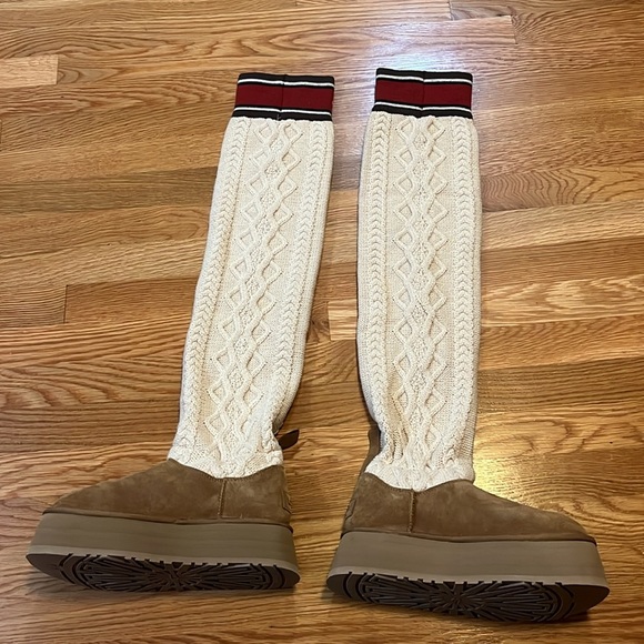 UGG Classic Sweater Letter Tall Chestnut Platform Boots sz US 8 NEW - Picture 9 of 16